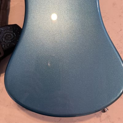 Hofner Hofner Shorty Travel Guitar - Blue Metallic image 5