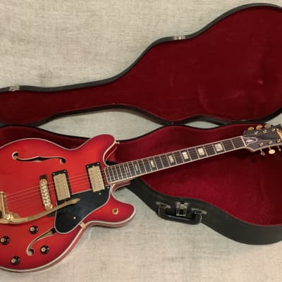 Vintage 1970's Aria Diamond 1242 G Red with Gold Hardware + Case