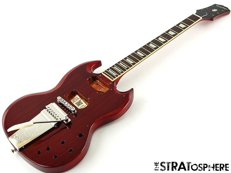 ギター Epiphone SG Standard 60s Maestro Vibrola Epiphone SG Standard 60s Maestro Vibrola Electric Guitar