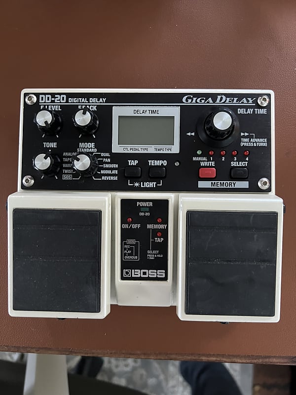 Boss DD-20 Giga Delay