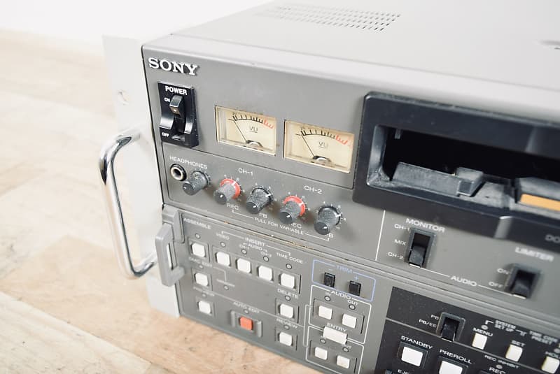 Sony PVW-2800 Betacam VTR As-Is (church owned) CG00EGT