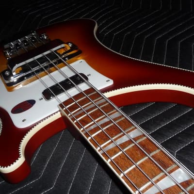 2023 Limited Edition Rickenbacker 4003 CB AUT Bass - SATIN Autumnglo - Checkerboard Binding image 8