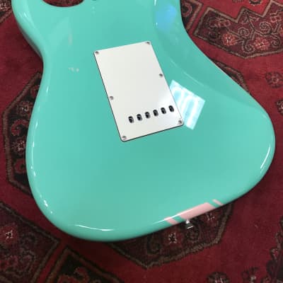 Fender 50's Strat LTD 2018 Seafoam Green with Pink Racing
