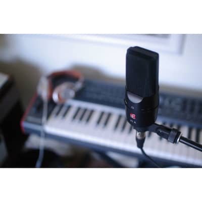 sE Electronics X1-A X1 Series Condenser Microphone and Clip + sE Electronics ISOLATION-PACK image 8