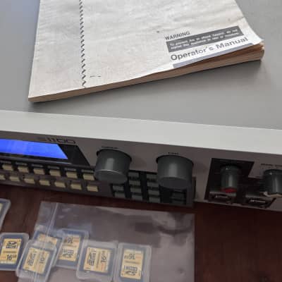 Akai S1100 MIDI Stereo Digital Sampler 18MB RAM, New ZuluSCSI, 12x16GB SD cards, Analog & Digital synth/drum libraries, New PSU, Manual - CLEAN (1990)