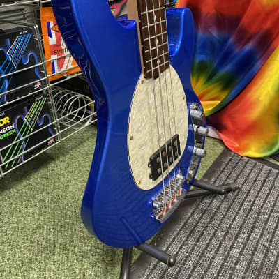 ベース OLP ERNIE BALL StingRay BASS OLP Stingray style bass licensed by Ernie Ball | Reverb Canada