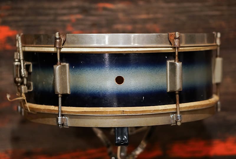 Kent deals snare drum