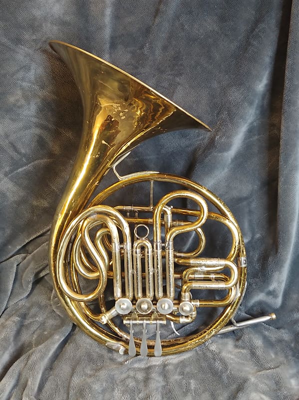 Cg conn deals ltd french horn