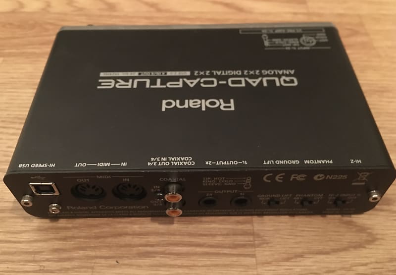 Roland Quad-Capture USB 2.0 Audio Interface 2010s - Black