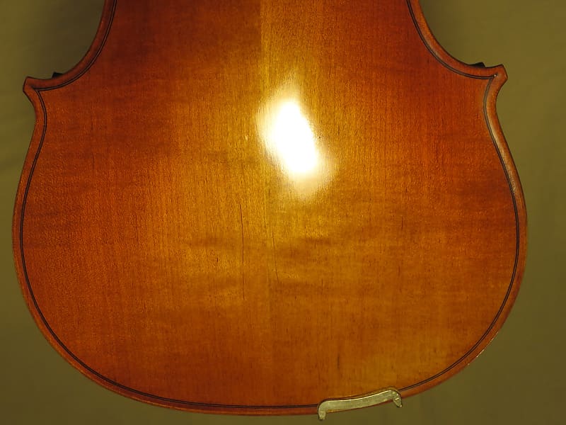 Suzuki Viola No. 2 (Intermediate), 15.5