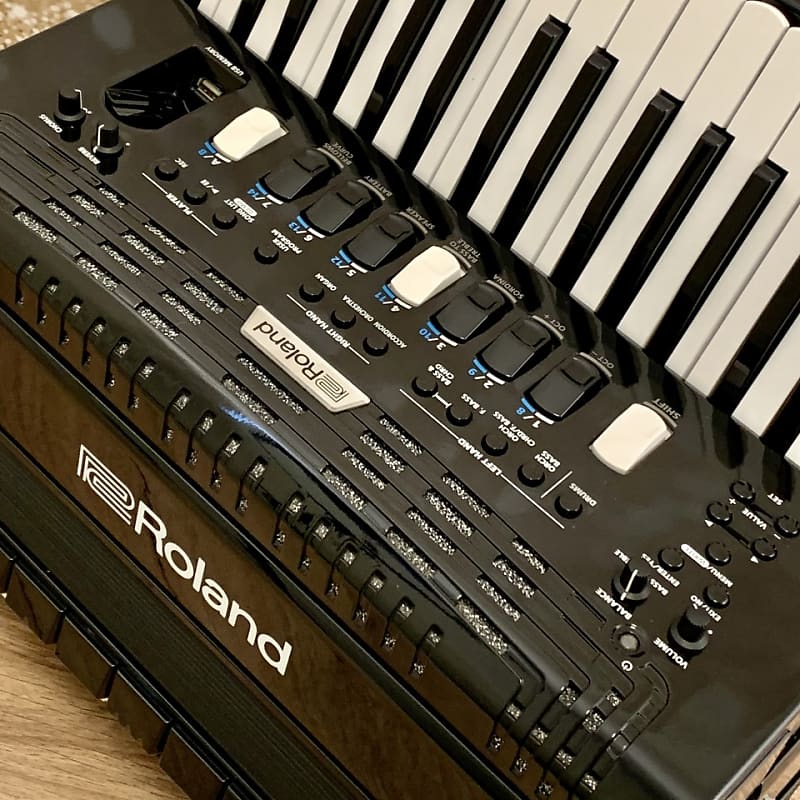 Roland fr4x sale accordion for sale