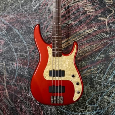 USED Peavey Axcelerator 2T with 2TEK Bridge and Hardshell Case for sale