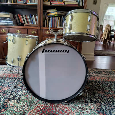 Vintage 1970s Ludwig No. 999 Deluxe Classic Outfit 9x13 / 16x16 / 14x24" Drum Set (3-Ply) in Silver Sparkle image 2