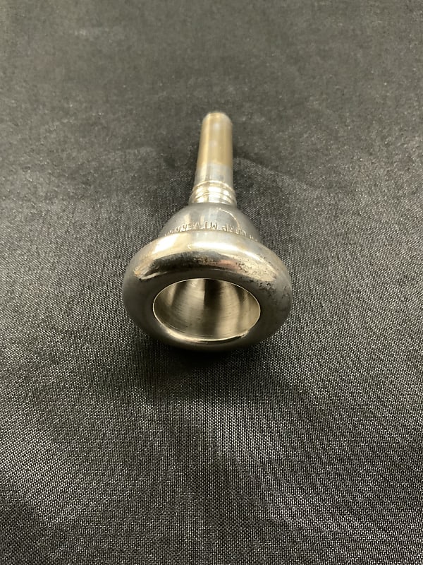 Vincent Bach Corp 8 1/2 BW Trombone Mouthpiece Vintage MT Vincent Bach Corp 8 1/2 BW Trombone Mouthpiece Vintage MT