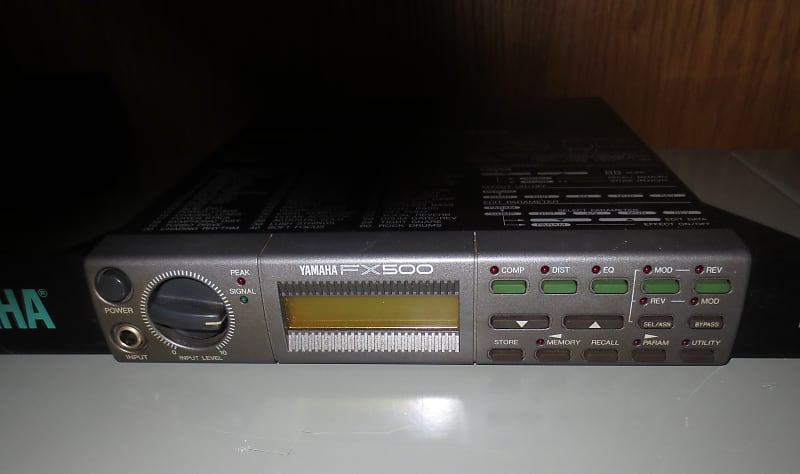 Yamaha FX500 with rack ears, Yamaha MFC06 MIDI foot switch