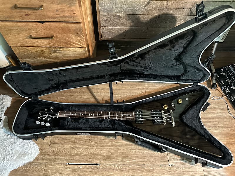 Greco GV70 2002 - Flying-V | Reverb