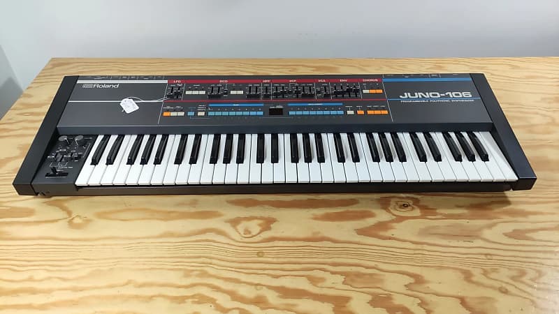 Roland Juno-106 61-Key Programmable Polyphonic Synthesizer 1984 - 1985 - Black + Original Roland Case image 1