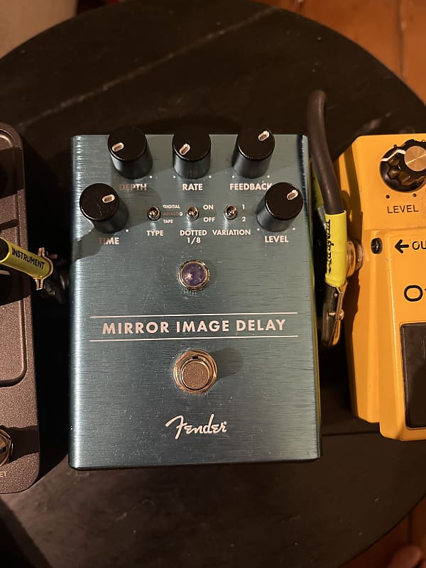 Fender Mirror Image Delay