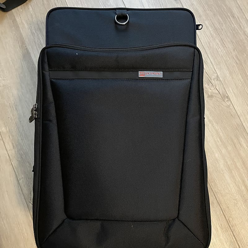 Protec Triple Trumpet Case with Wheels image 1