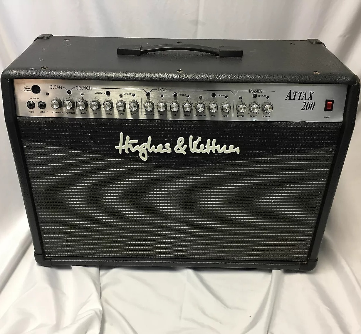 Hughes & Kettner ATTAX 200 3Channel 2x120Watt 2x12" Reverb Canada