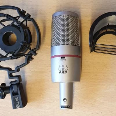 AKG C4000B Multi-Pattern Condenser Microphone