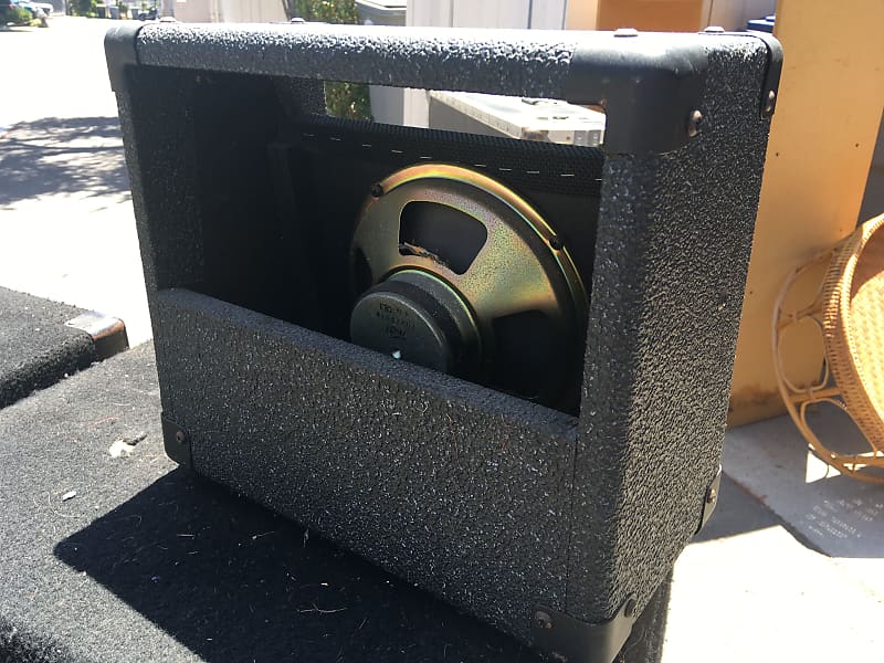 Peavey Speaker Box Small Amp 4 Ohm Reverb