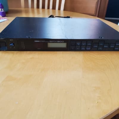 Yamaha SPX900 Professional Multi-Effect Processor | Reverb