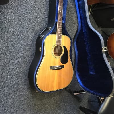 Yamaki YW-30 acoustic guitar made in Japan 1970s In Excellent condition with original hard case image 1