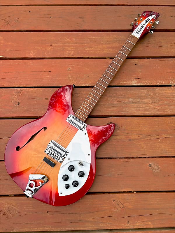 Rickenbacker 1993年製　ベース 1993 Rickenbacker 4001v63 Fireglo Bass 1963 Reissue | Original