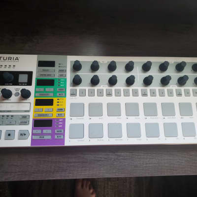 BeatStep Pro MIDI Controller