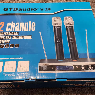 GTD Audio B-22 UHF 2 x100 Channel Wireless Microphone Metal Mic