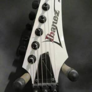 Ibanez-S570B.jpg