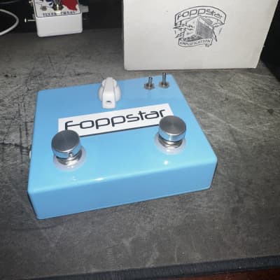 Neural Devices Gentlemen Analog Gain Stack Pedal | Reverb Canada