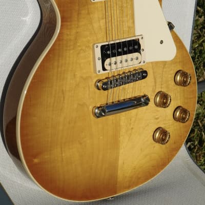 Gibson Les Paul Classic 2022 Honey Burst image 8