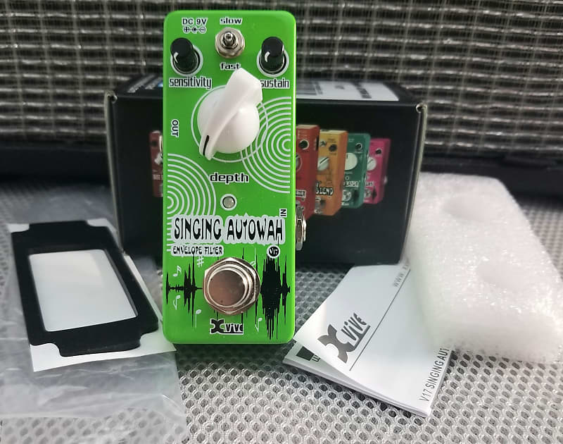 Xvive Singing Auto Wah Envelope Filter V17 Reverb