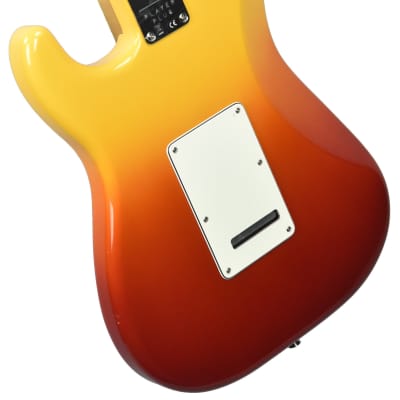 Fender Player Plus Stratocaster in Tequila Sunrise MX21128020 image 10