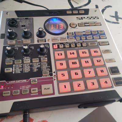 Roland SP-555 Sampler 2000s - Gray w/ original box, power supply and 2Gb cf card