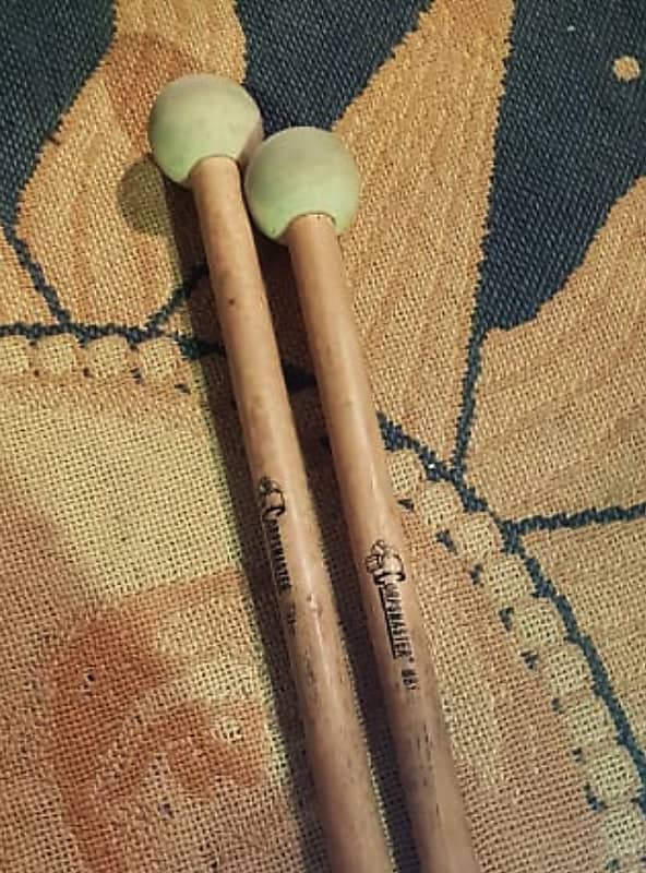Vic Firth Corpsmaster MB1H Small Hard Felt Marching Bass Drum Mallets - (see my other listings!) image 1