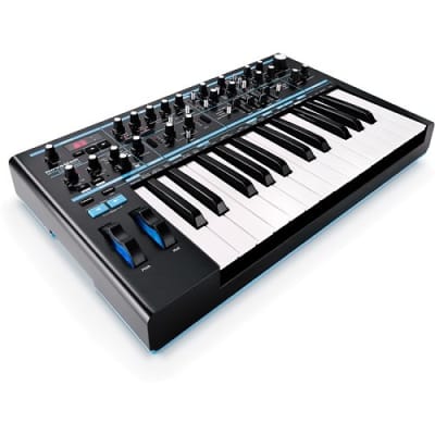 Mint Novation Bass Station II 25-Key Analogue Synthesizer Keyboard