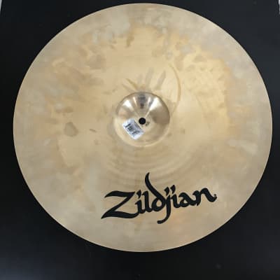 Zildjian 17" A Custom Fast Crash image 3