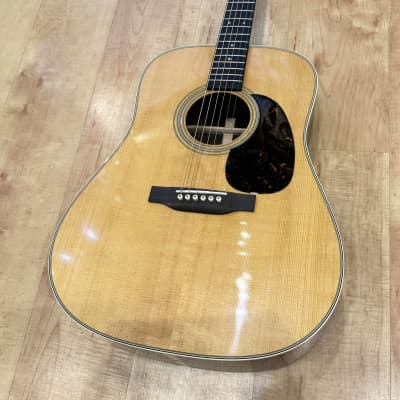 Martin Standard Series D-28 Acoustic Guitar Natural Gloss SN: 2829496 image 1