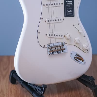 Fender Player Stratocaster DEMO image 3