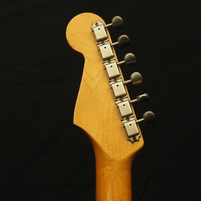Fender Stratocaster 1965 - 3 Tone Sunburst image 7