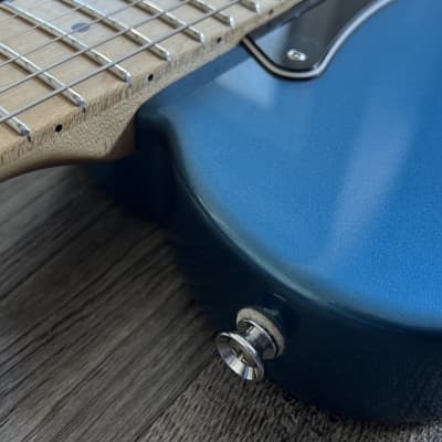 Carvin TLB60 Pearl Blue image 4