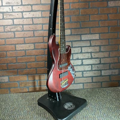 Form Factor Audio  Wombat 5 Short Scale (30”) Electric Bass Guitar Burgundy Ash, 100% Brushed Satin for sale