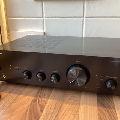 Pioneer A - 10AE Integrated Amplifier 90s - Black image 1