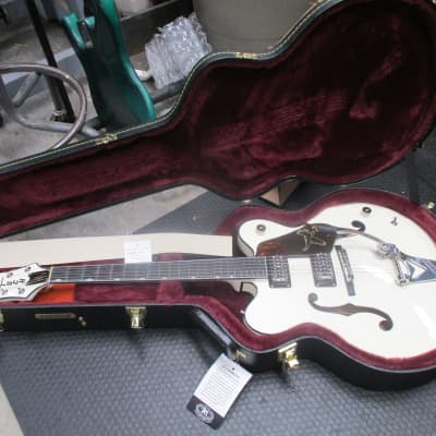 Gretsch G6636T-RF Richard Fortus Signature Falcon Center Block image 11
