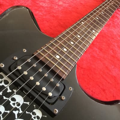First Act ME478 Black Guitar with Skull Graphics | Reverb First Act ME478 Black Guitar with Skull Graphics | Reverb