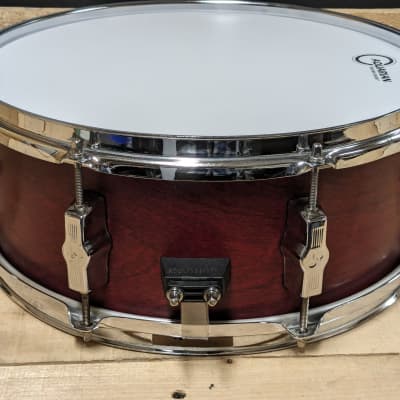 Sonor Force 2005 Full Birch 14x5.5 snare drum - Red matte image 3