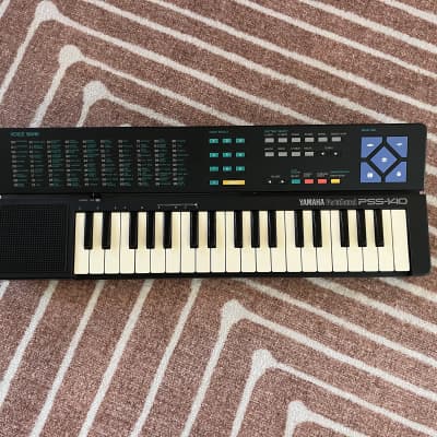 Yamaha PSS-140 Synthesizer 1988